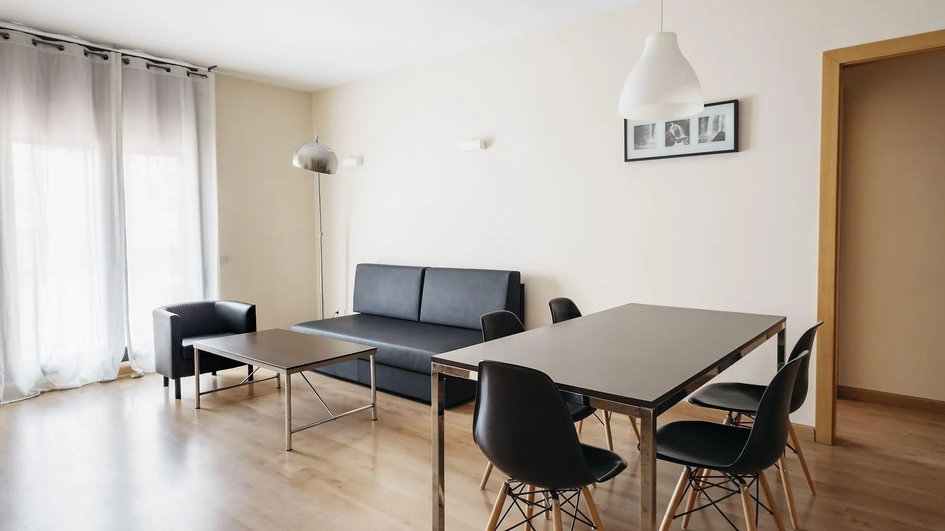 Villarroel Apartments 巴塞罗那