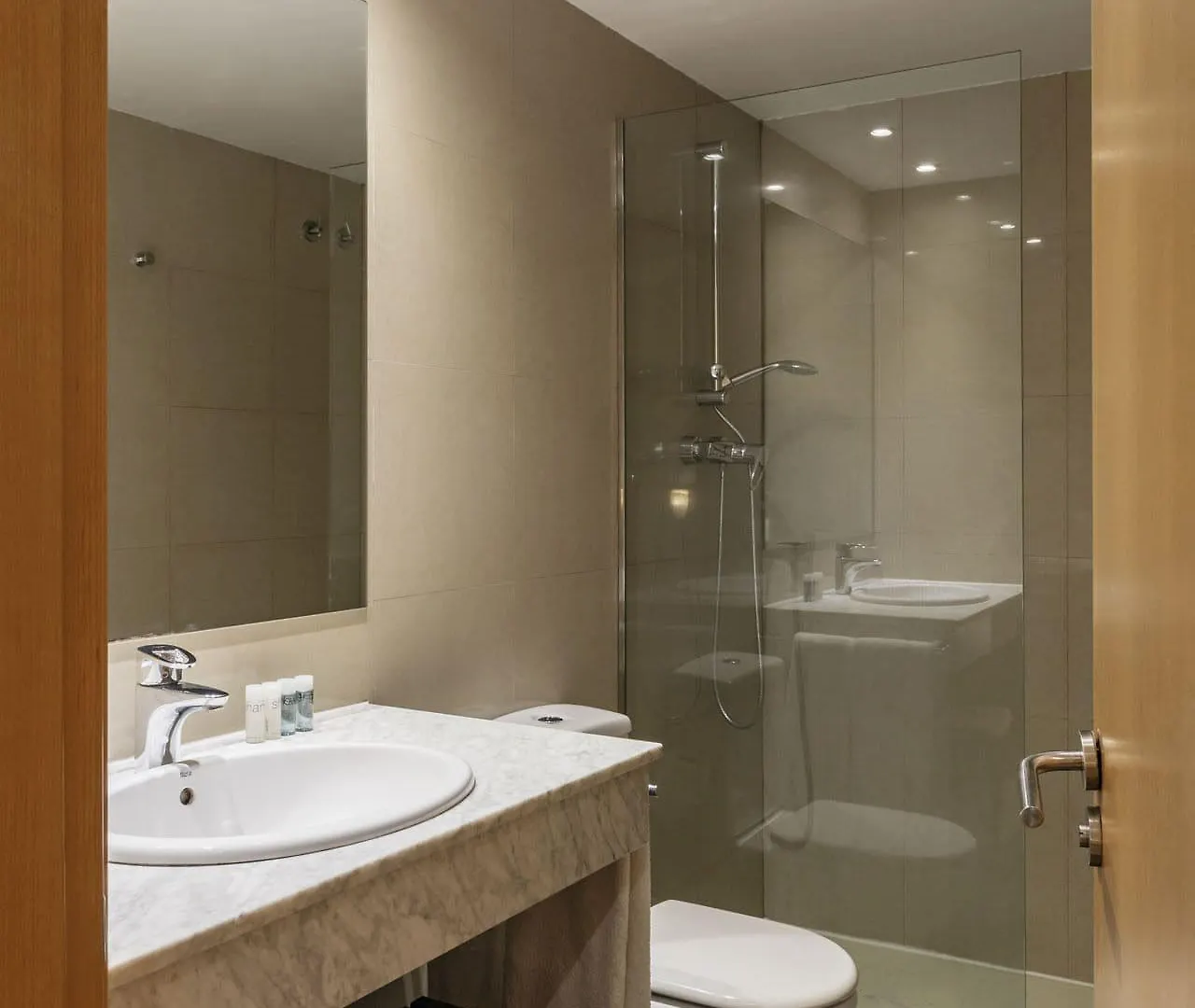Villarroel Apartments 巴塞罗那
