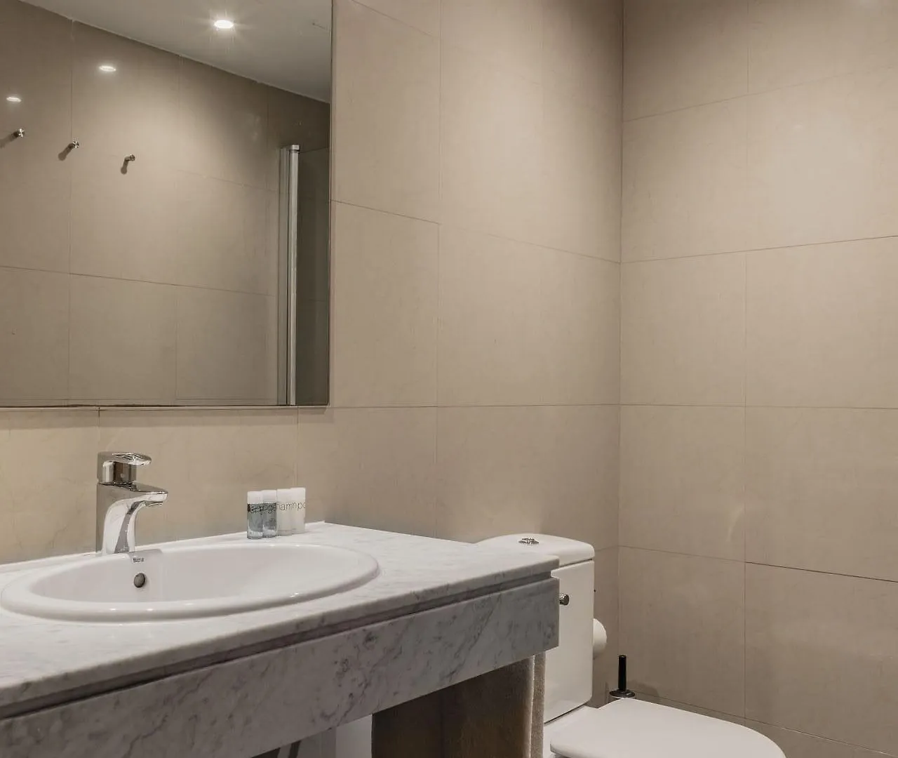 Villarroel Apartments バルセロナ スペイン