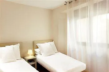 Villarroel Apartments バルセロナ 3*,